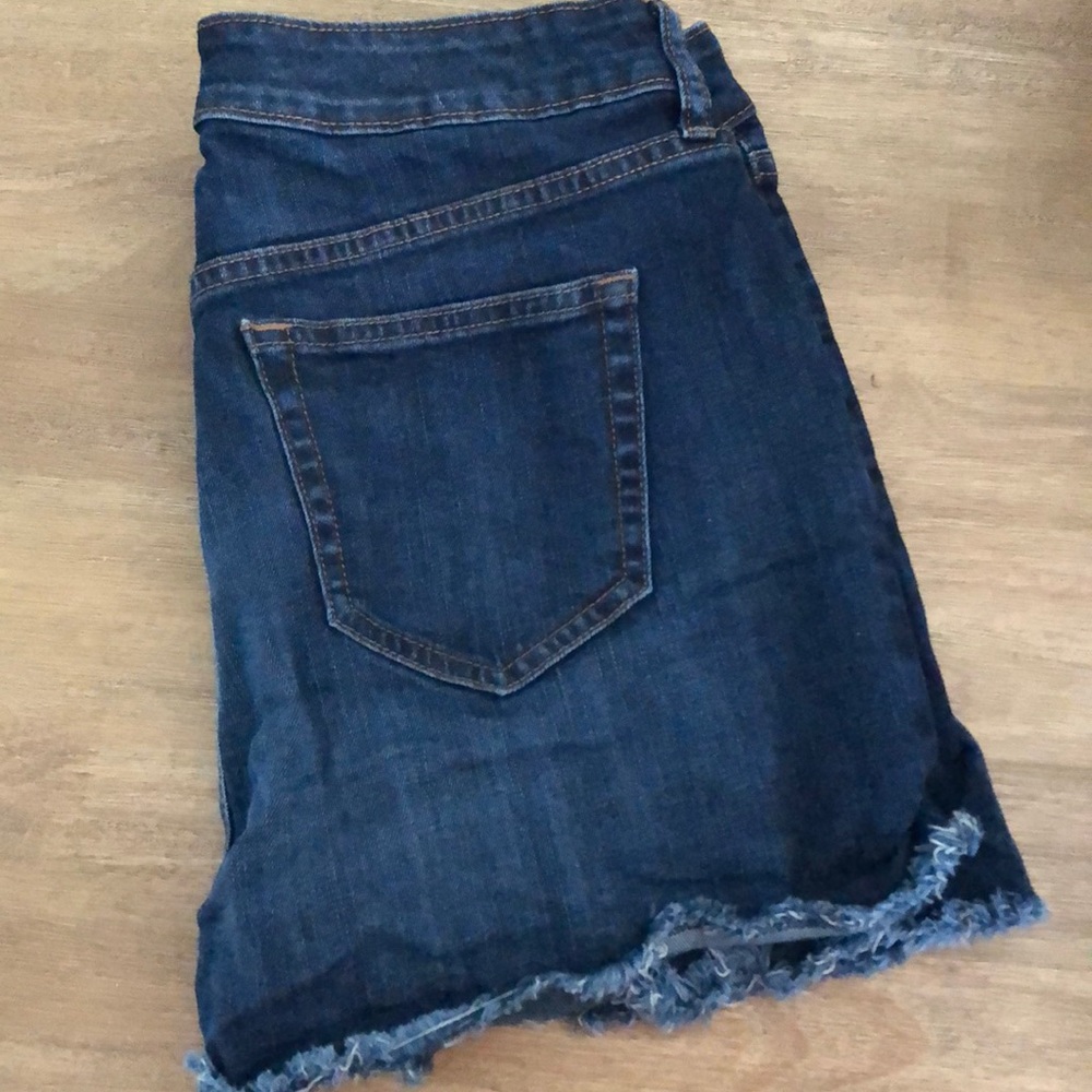 Gap High Rise Cut Off Shorts - Picture 5 of 5